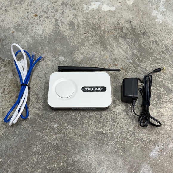 TP-Link TL-WR340G Wireless Router Bundle – Tested - Picture 1 of 7